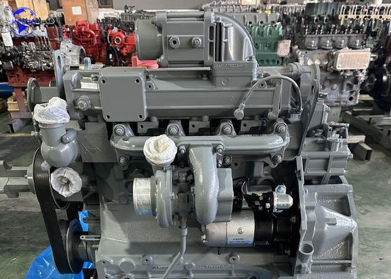 Mesin Deutz BF4M2012C yang dirakit dengan radiator